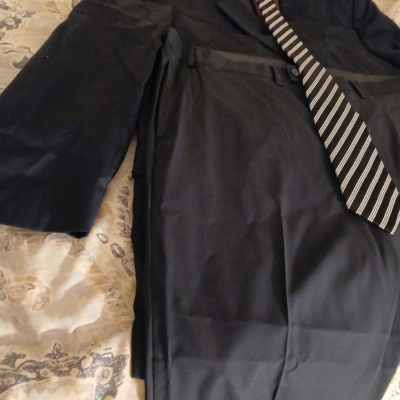 Men's Classic Black Sport Jacket. Blk Pants 44/32. Blk Tie. - Picture 7 of 9